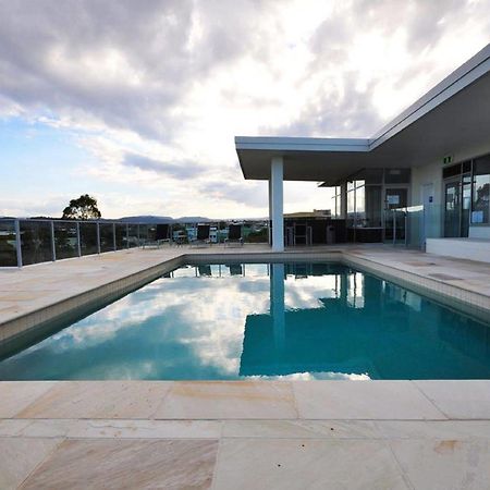 Chancellor Lakeside Apartments Gold Coast Eksteriør bilde